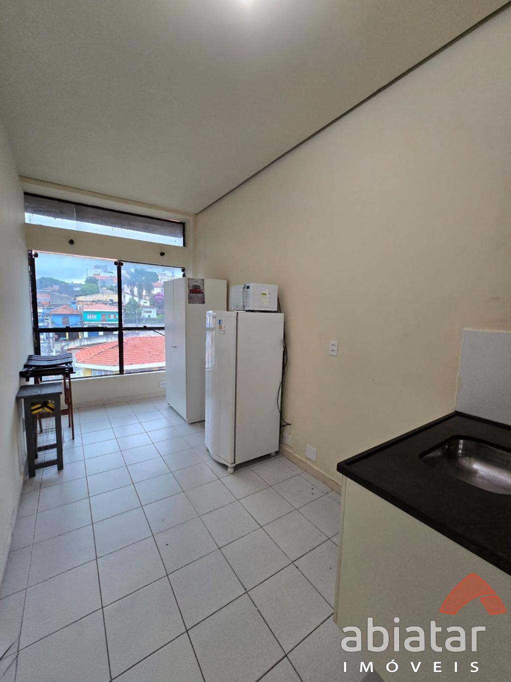 Alugar Kitnet no bairro Jardim Maria Rosa na cidade de Taboão da Serra-SP