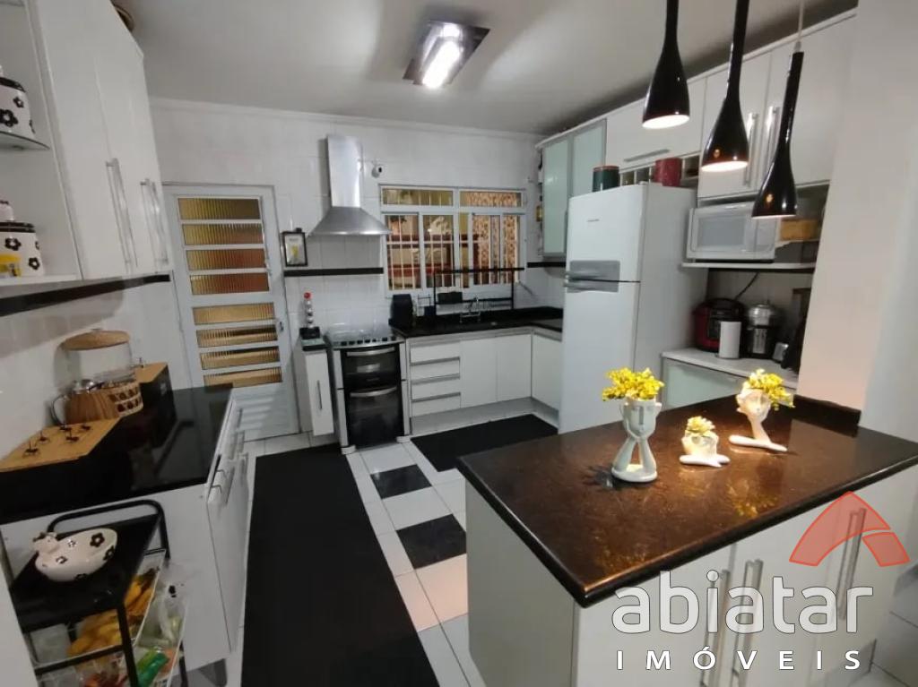 Comprar Sobrado no bairro Jardim Monte Alegre na cidade de São Paulo-SP