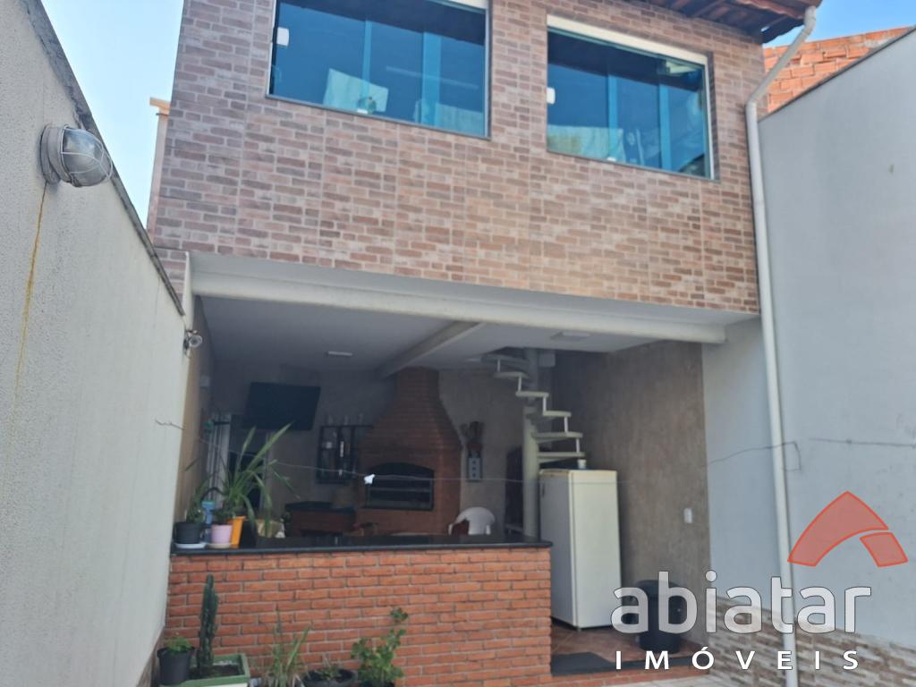 Comprar Sobrado no bairro Jardim dos Moraes na cidade de Embu das Artes-SP