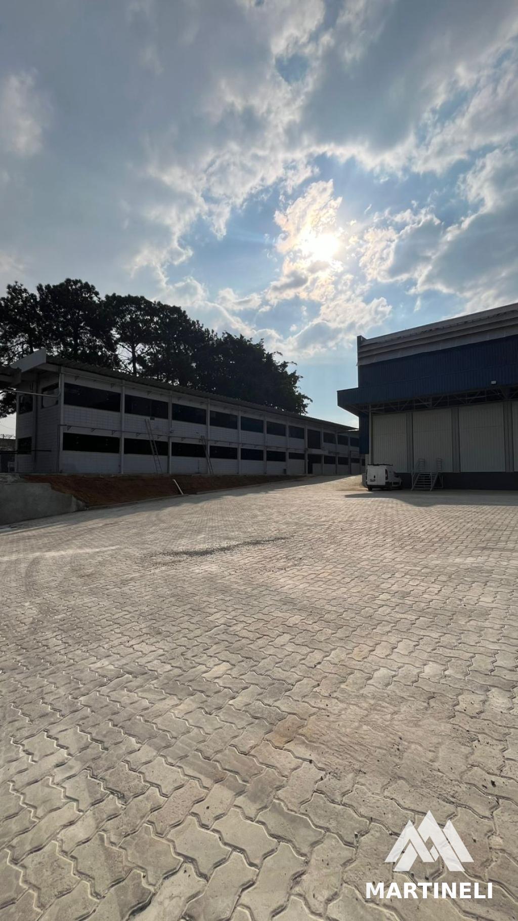 Alugar Galpão no bairro Vila Nova Bonsucesso na cidade de Guarulhos-SP